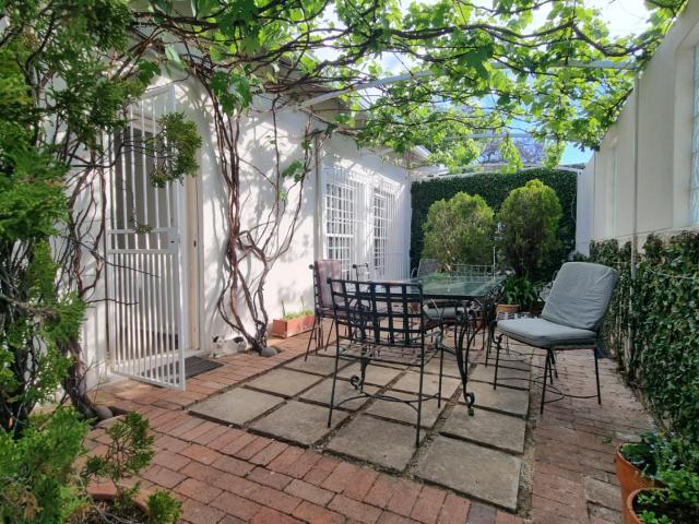 Fully Furnished 1 Bedroom House