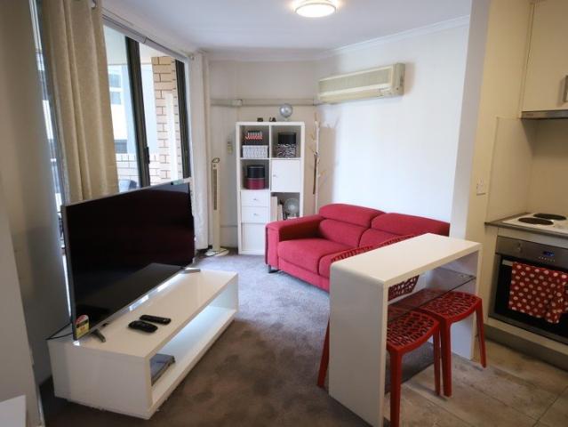 FULLY FURNISHED 1 BEDROOM IN BEST LOCALE