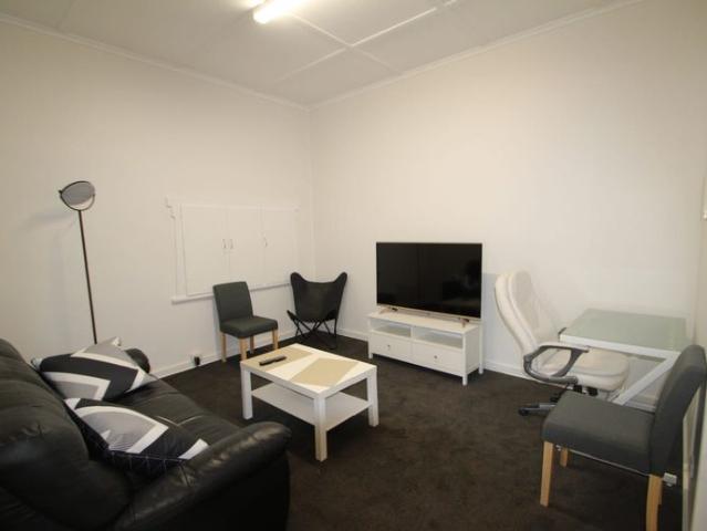 Fully Furnished, 1 Bedroom Unit