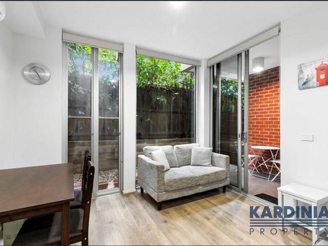 Fully furnished 1 bedroom