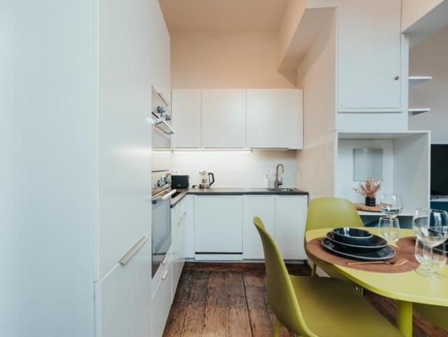 Fully Furnished 1 BR Appart. in MONS