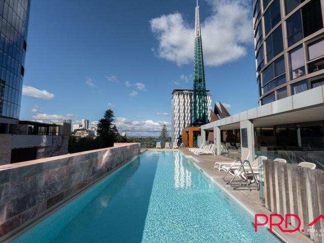 Fully Furnished 1x1 Apartment with Stunning Views of Elizabeth Quay