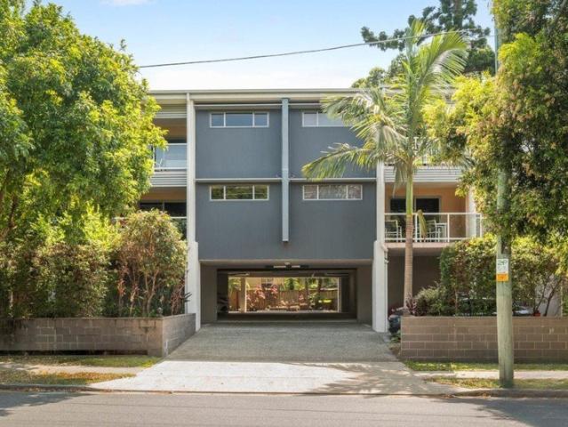 Fully Furnished 2 Bedroom Apartment