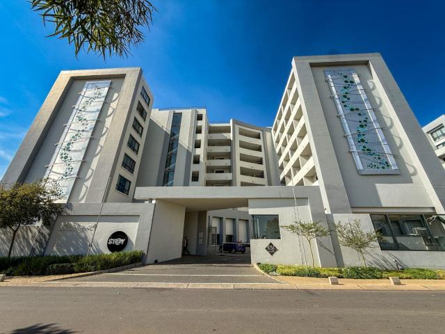 Fully Furnished 2 Bedroom Apartment | The Regency, Menlyn