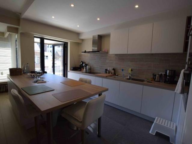 Fully furnished 2 bedroom apartment with terrace