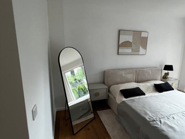 Fully Furnished 2 Bedroom Apartment with Terrace – Near Hamburg Airport