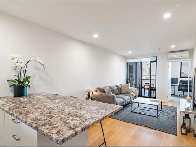 FULLY FURNISHED 2 Bedroom Apartment in the heart of Adelaide's diverse artisan precinct