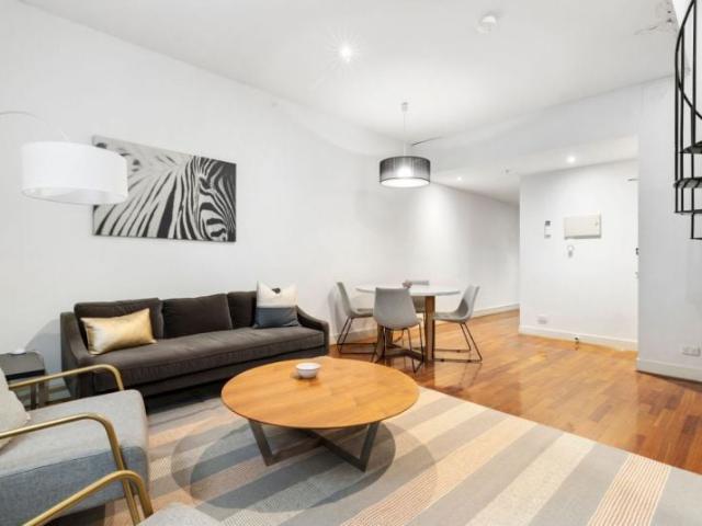 Fully furnished 2 bedroom apartment in the heart of the CBD!