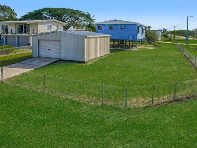 FULLY FURNISHED 2 BEDROOM COTTAGE