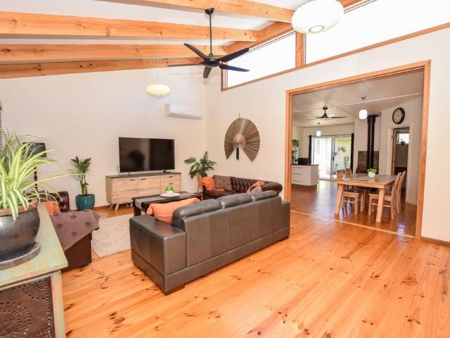 Fully Furnished 2 Bedroom Home