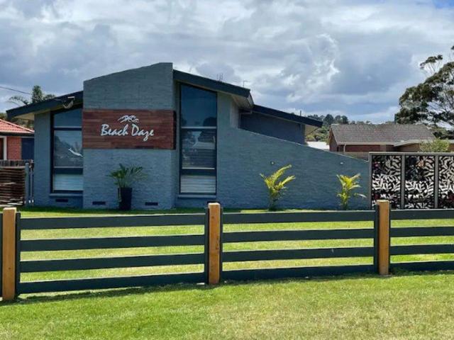 Fully furnished 2 bedroom home