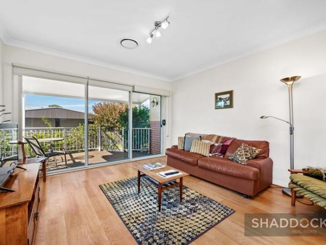 Fully Furnished 2 Bedroom Unit