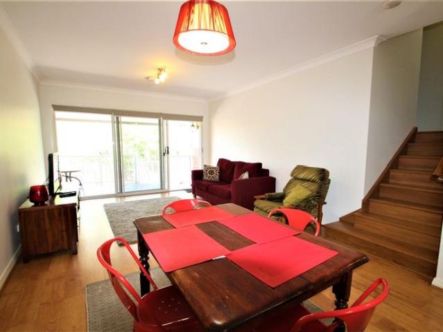Fully Furnished 2 Bedroom Unit