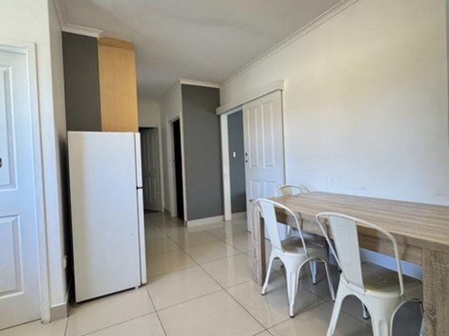 Fully Furnished 2 Bedroom Unit Convenient Location Between City and Sea!