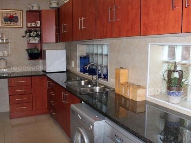 Fully furnished 2 bedroom, 2 bathroom to rent
