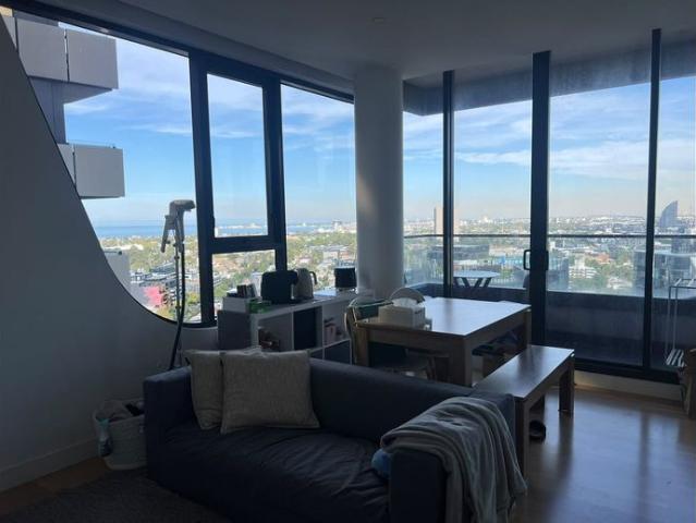 FULLY FURNISHED 2 BEDROOMS APARTMENT