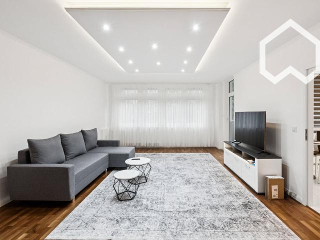 Fully furnished 2 room apartment with balcony, elevator & underground parking – temporary living in Berlin Charlottenburg, Berlin Amsterdam Apartments for Rent