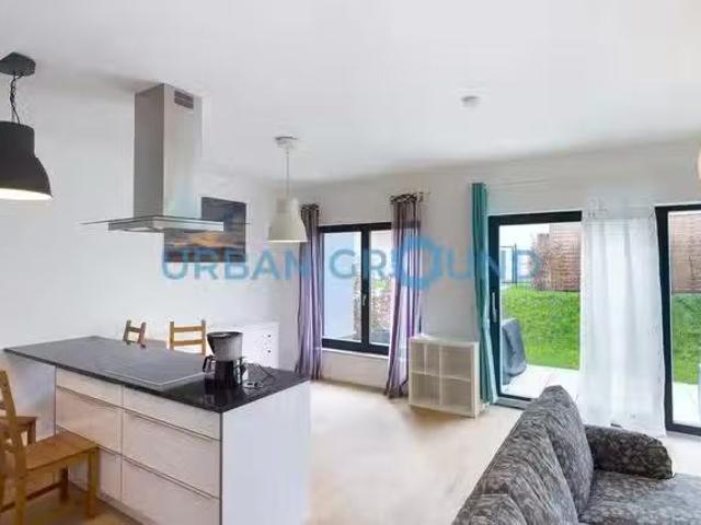 Fully furnished 2 room apartment with garden Friedrichshain Kr.