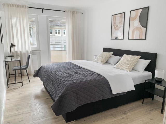 Fully furnished 2 room apartment Koblenz Süd with 2 balconies in a top location close to train station and River Rhine