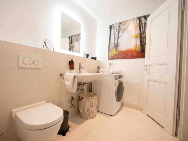FULLY FURNISHED 2 ROOM APARTMENT BALCONY ALL INCLUSIVE RENT*, Leipzig Amsterdam Apartments for Rent