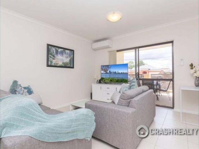 Fully furnished 2x2 Apartment with aircon
