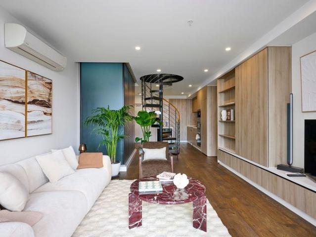 Fully Furnished 4 5 bedroom 4 bathroom Apartment with Stunning Bay City Views