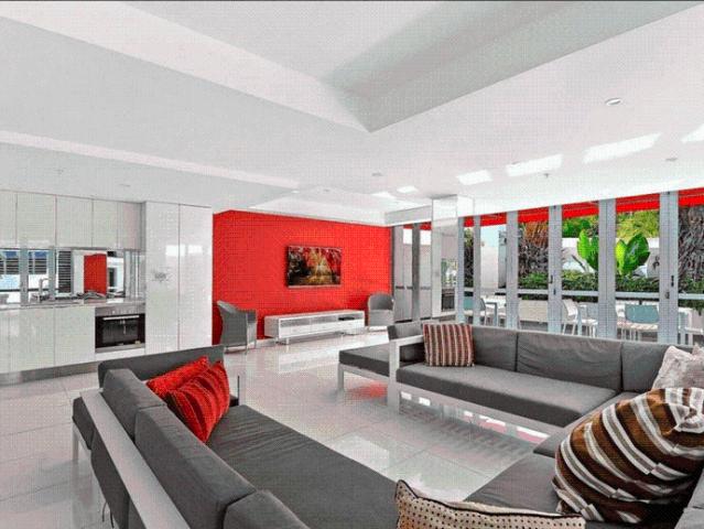Fully Furnished 4 Bedroom Apartment with Broadwater View