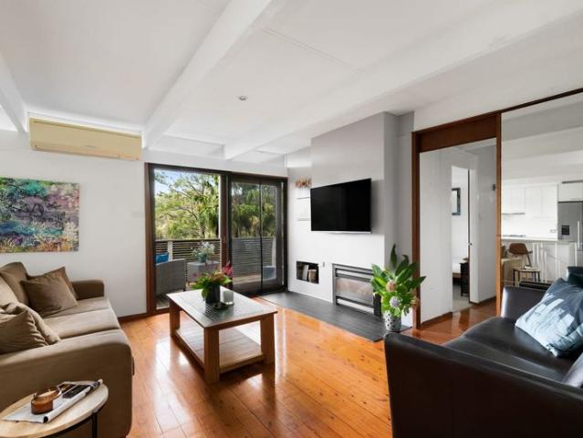 Fully Furnished 4 Bedroom Family Home