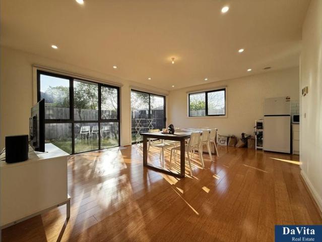 Fully Furnished 5 Bedroom Family Home in Prime Clayton Location