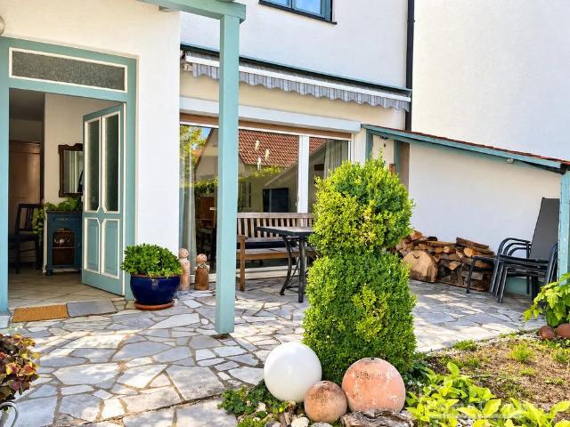 Fully furnished 6 room house with garden
