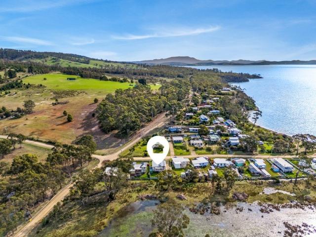 Fully Furnished Coastal Escape READY FOR SUMMER