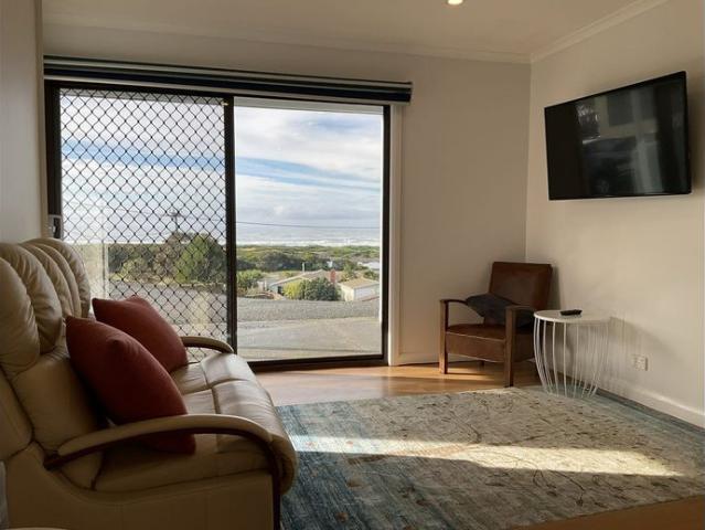 Beachside Living Without the Extra Bills – Power, Water & Internet Included