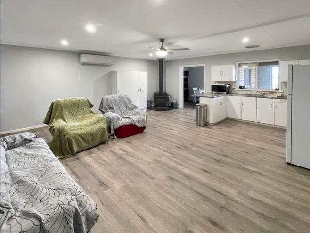 Fully furnished Comfortable Three Bedroom Home