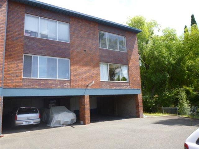 Fully Furnished Convenient Living in Sandy Bay
