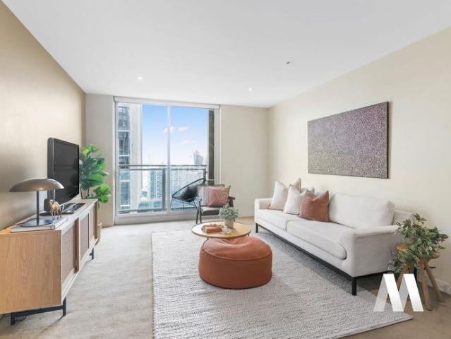 Fully Furnished Corner Apartment in the Heart of Melbourne