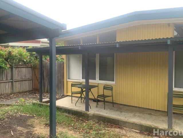 Fully Furnished Cosy One Bedroom Unit in Arakoon Water & Electricity included!
