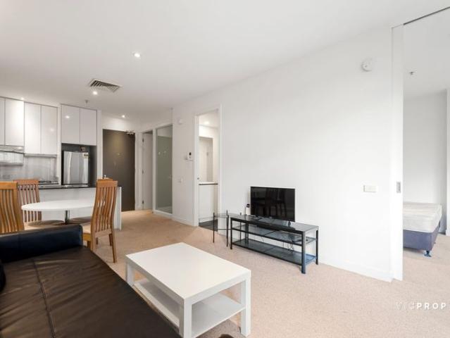FULLY FURNISHED CBD APARTMENT