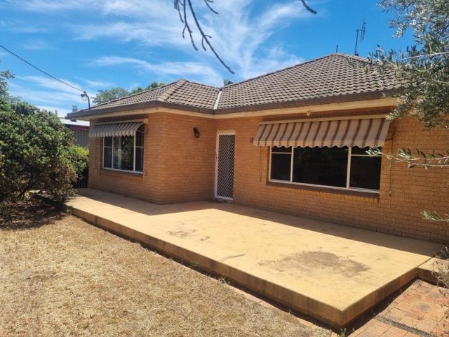 Fully Furnished Central 2 Bedroom Unit