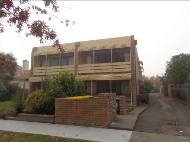 Fully Furnished, Central Living