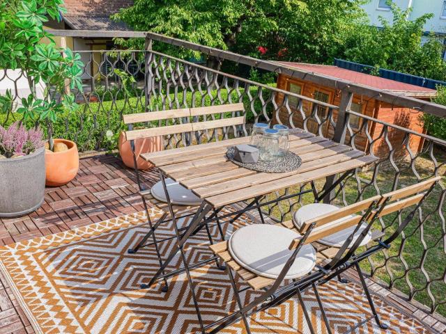 Fully Furnished Charming Maisonette with Balcony