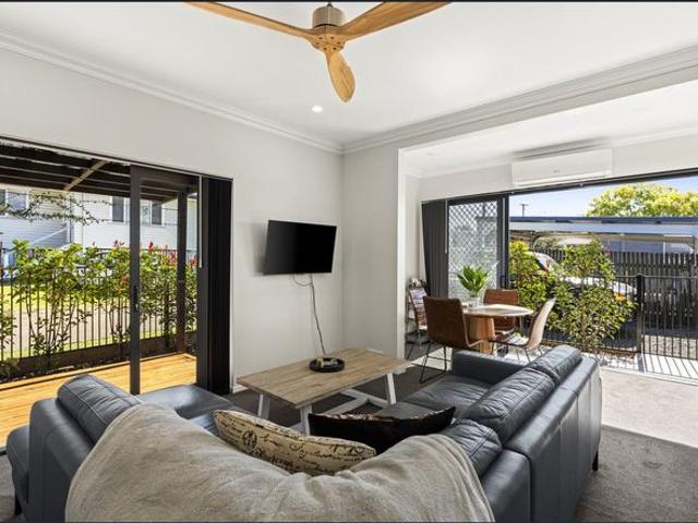 Fully Furnished City Living – Convenient Toowoomba Location