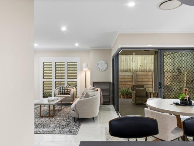Fully Furnished close proximity to both major hospitals