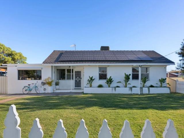 Fully furnished close to city & airport