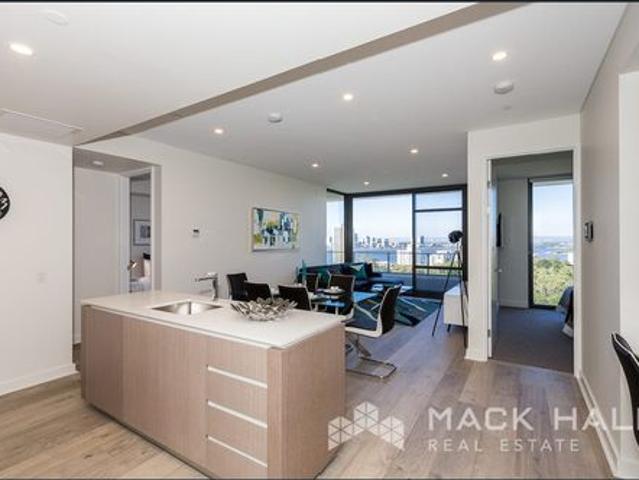 FULLY FURNISHED AND EQUIPPED APARTMENT WITH STUNNING VIEWS