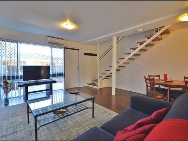 FULLY FURNISHED AND EQUIPPED 2x1 WITH CITY VIEWS