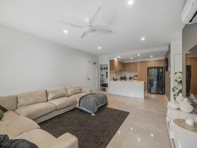 Fully Furnished Air Con Great Location