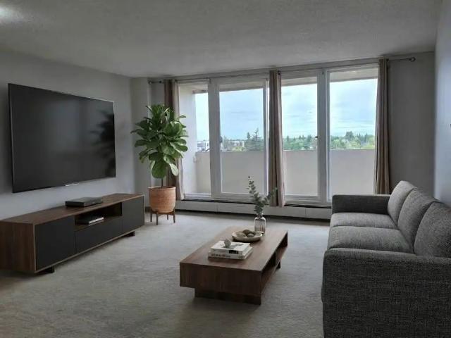 Fully Furnished & All Inclusive | 2 Bed Condo | Pool | Underground Parking — 2 Bedrooms Condo Unit