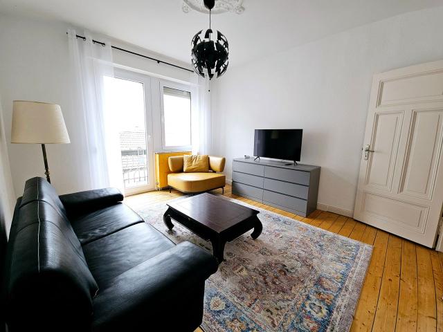 Fully furnished APT next to University, Wiesbaden Amsterdam Apartments for Rent
