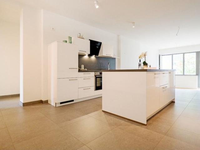 Fully furnished apartment for short term sublet