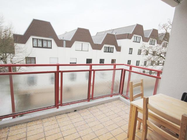 Fully Furnished Apartment in a relaxing setting in Frankfurt Dornbusch, Frankfurt Amsterdam Apartments for Rent